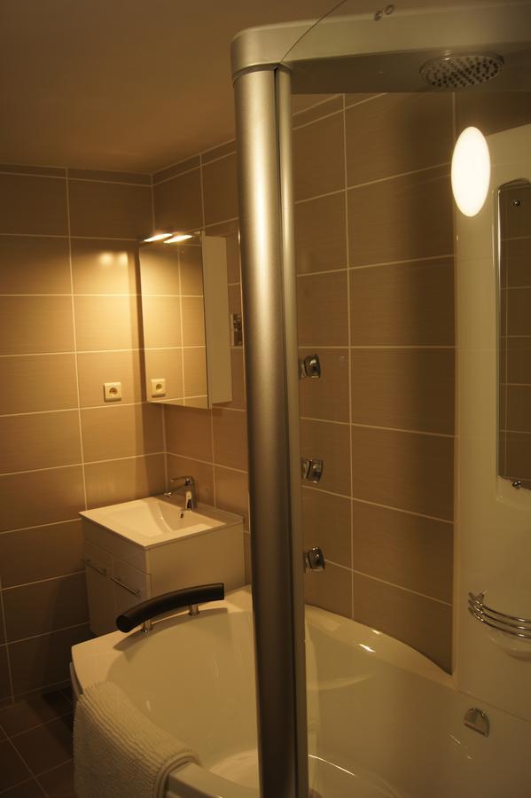 Hotel Бульон Экстерьер фото